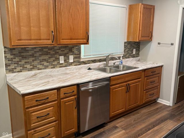 480 McCarty Drive, Greenwood, IN 46142