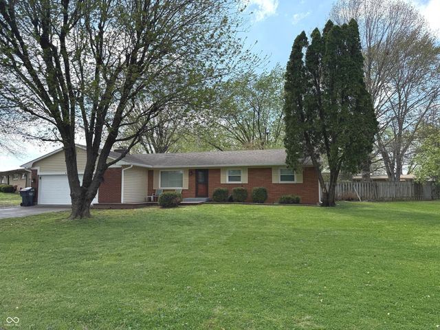 480 McCarty Drive, Greenwood, IN 46142