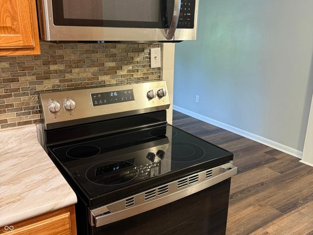 480 McCarty Drive, Greenwood, IN 46142