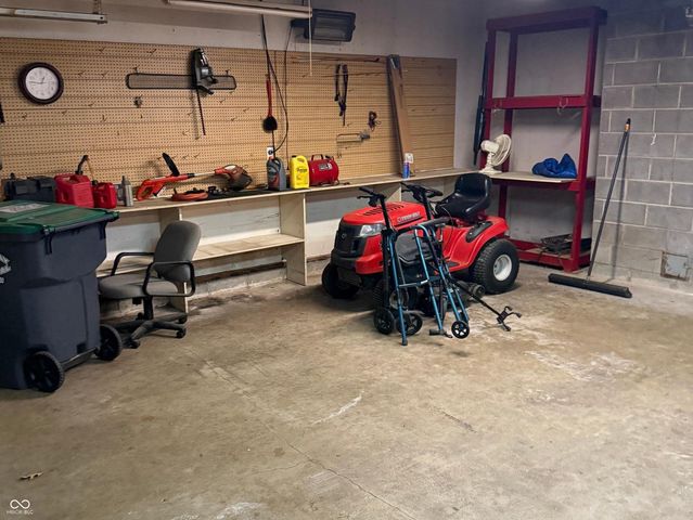 480 McCarty Drive, Greenwood, IN 46142