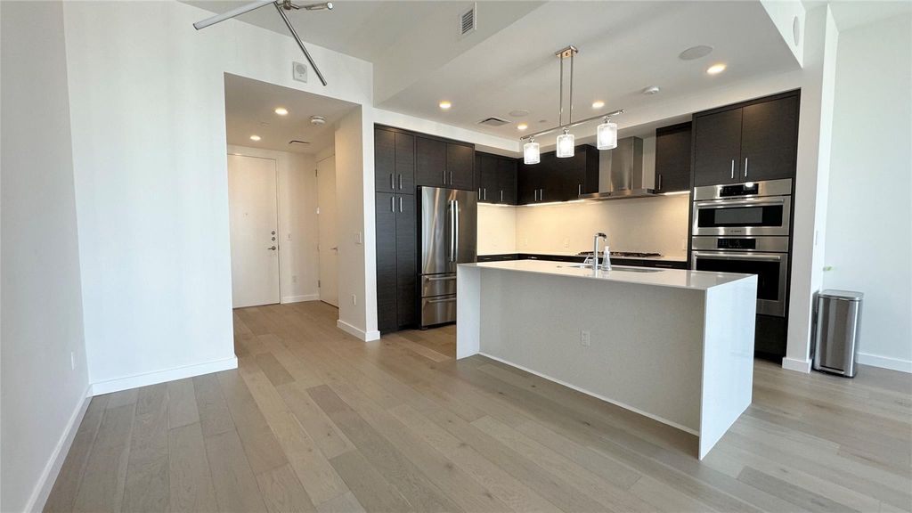 301 West Ave 3604, Austin, TX 78701