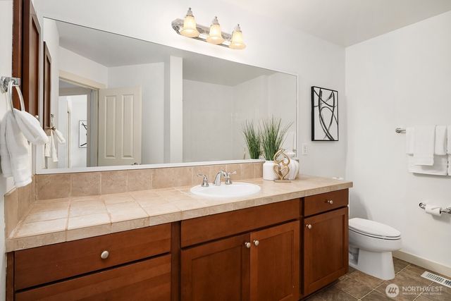 2339 23rd Lane NE, Issaquah, WA 98029