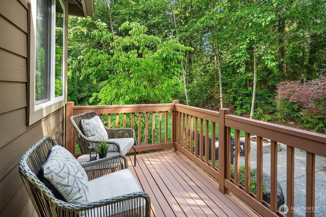 2339 23rd Lane NE, Issaquah, WA 98029