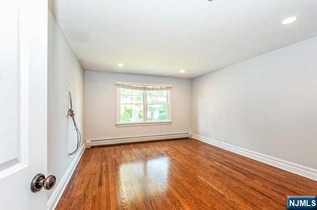 85 Everett Street, Closter, NJ 07624