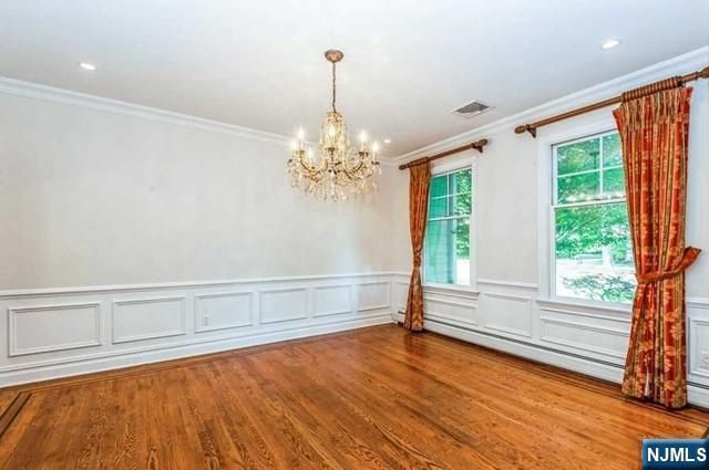 85 Everett Street, Closter, NJ 07624