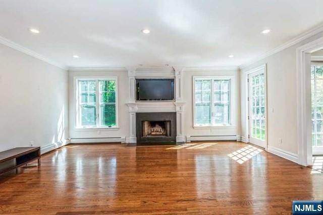 85 Everett Street, Closter, NJ 07624