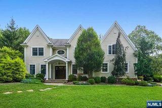 85 Everett Street, Closter, NJ 07624