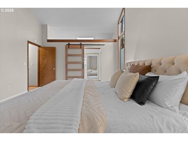 4361 ALBERT Cir, Lake Oswego, OR 97035