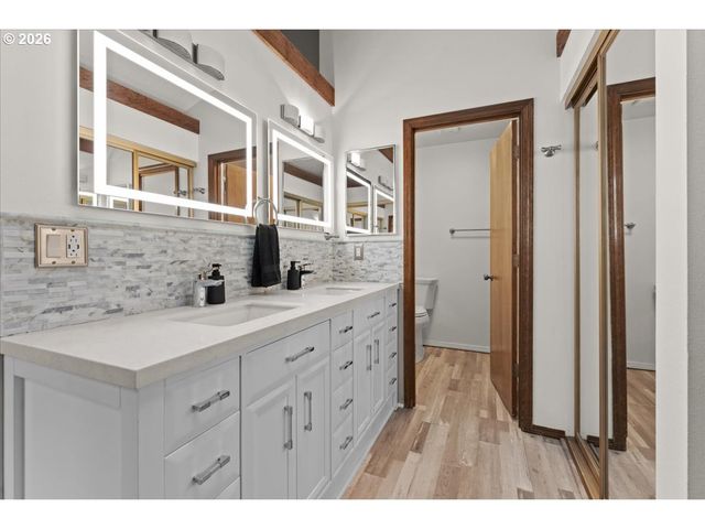 4361 ALBERT Cir, Lake Oswego, OR 97035