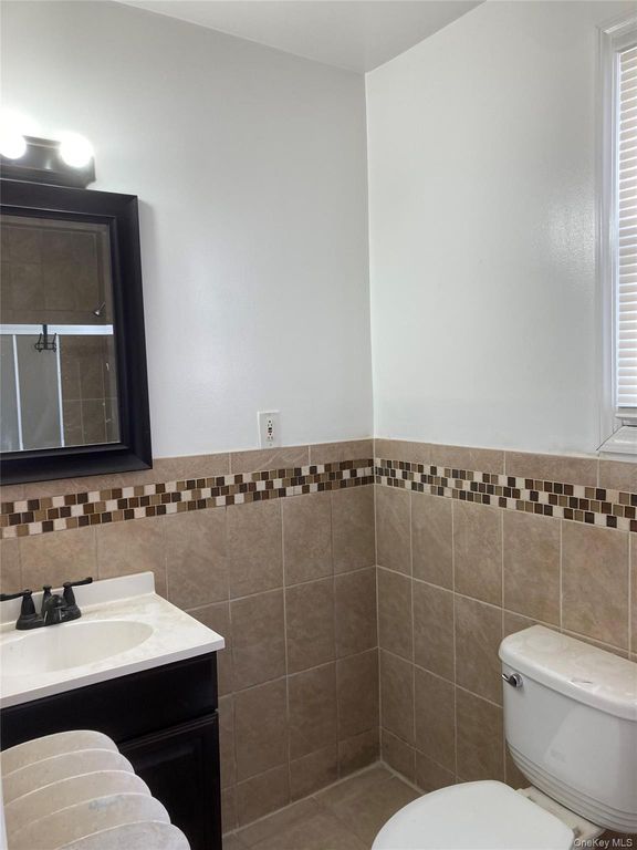 340 Bedford Avenue, Uniondale, NY 11553 — photo 5
