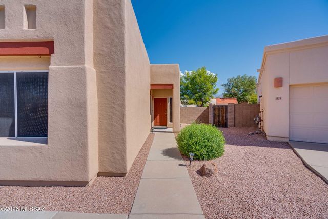 1736 N Wild Hyacinth Drive, Tucson, AZ 85715