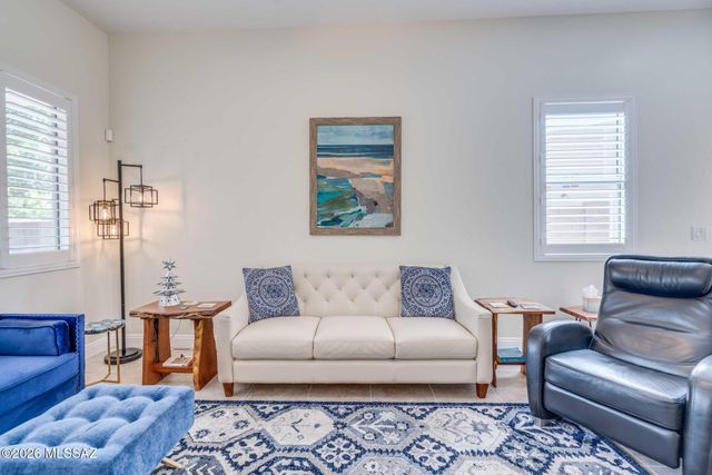 1736 N Wild Hyacinth Drive, Tucson, AZ 85715