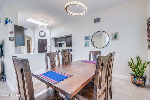 1736 N Wild Hyacinth Drive, Tucson, AZ 85715