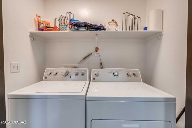 1736 N Wild Hyacinth Drive, Tucson, AZ 85715