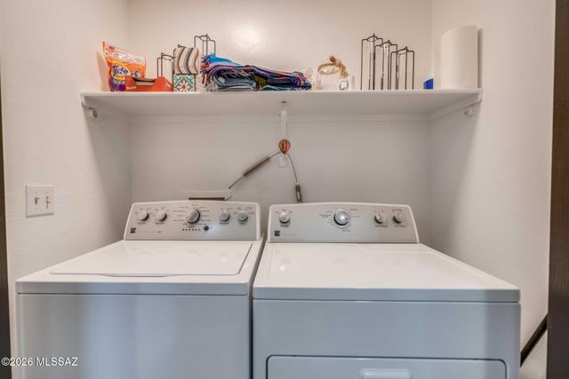 1736 N Wild Hyacinth Drive, Tucson, AZ 85715