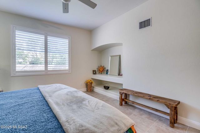 1736 N Wild Hyacinth Drive, Tucson, AZ 85715