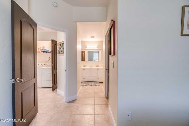 1736 N Wild Hyacinth Drive, Tucson, AZ 85715