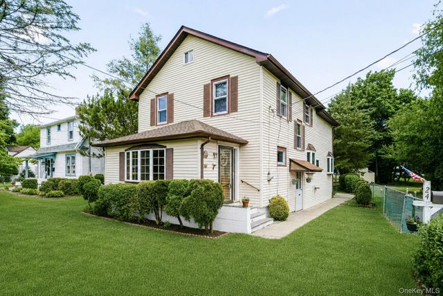 24 Lincoln Street, Sloatsburg, NY 10974