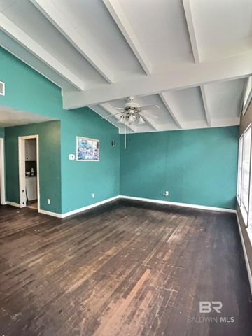 5609 FAIRVIEW Drive, Pensacola, AL 32505