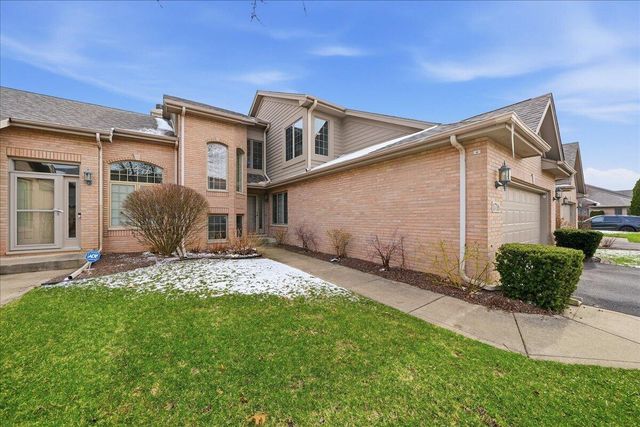 1716 Apple Blossom Drive, Munster, IN 46321