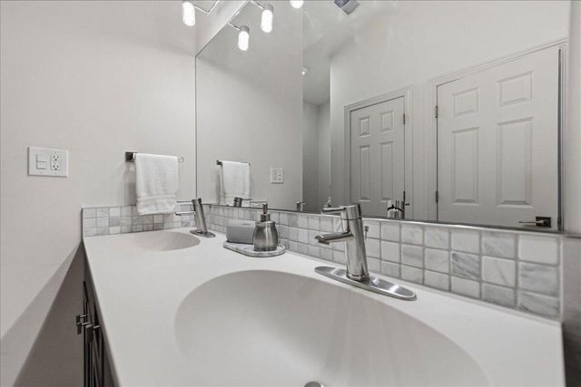 1716 Apple Blossom Drive, Munster, IN 46321