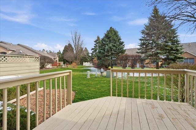 1716 Apple Blossom Drive, Munster, IN 46321