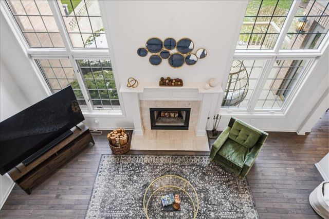 1716 Apple Blossom Drive, Munster, IN 46321