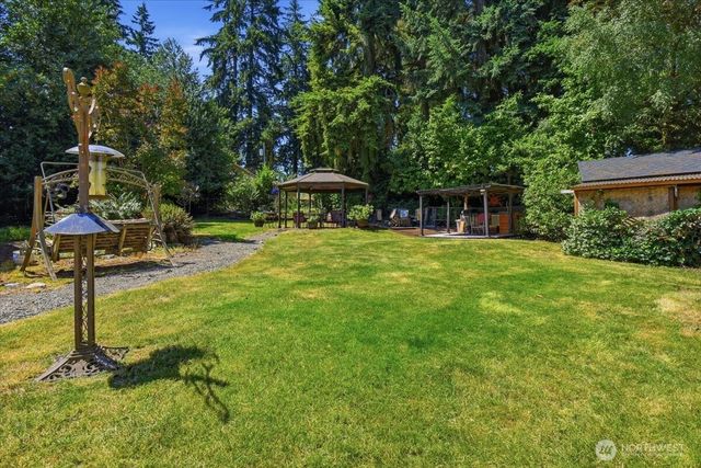 15621 84th Avenue NE, Kenmore, WA 98028