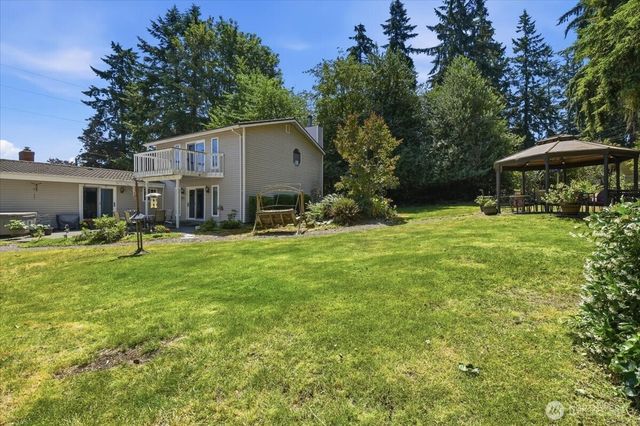 15621 84th Avenue NE, Kenmore, WA 98028