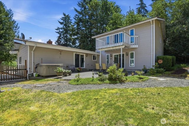 15621 84th Avenue NE, Kenmore, WA 98028