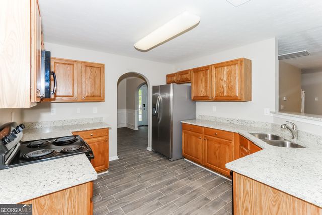 1757 Birkshire Ridge, Mcdonough, GA 30252