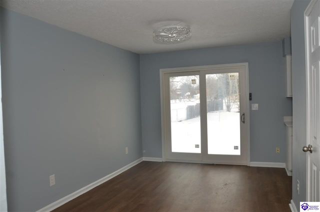 1081 Lincoln Trail, Radcliff, KY 40160