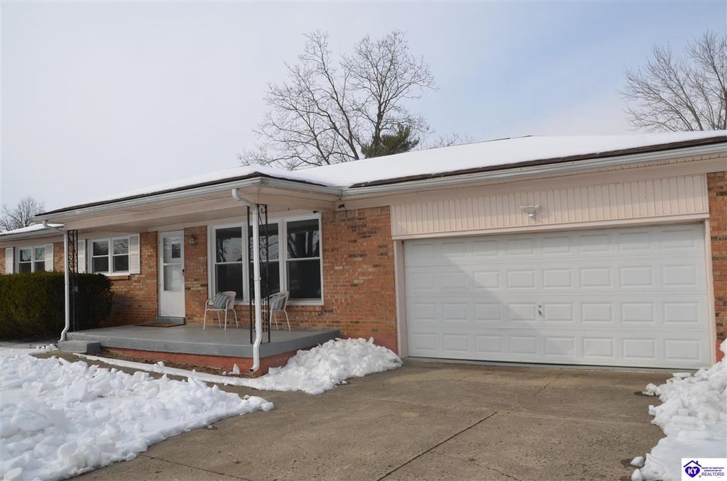 1081 Lincoln Trail, Radcliff, KY 40160