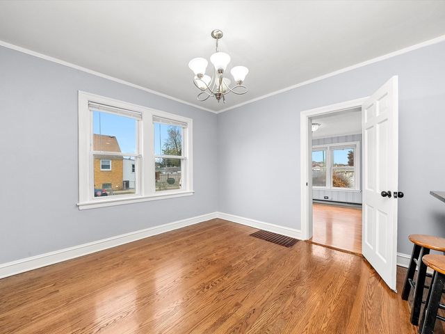 2959 N Neenah Avenue, Chicago, IL 60634