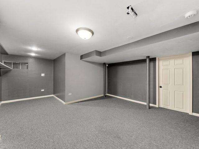 2959 N Neenah Avenue, Chicago, IL 60634