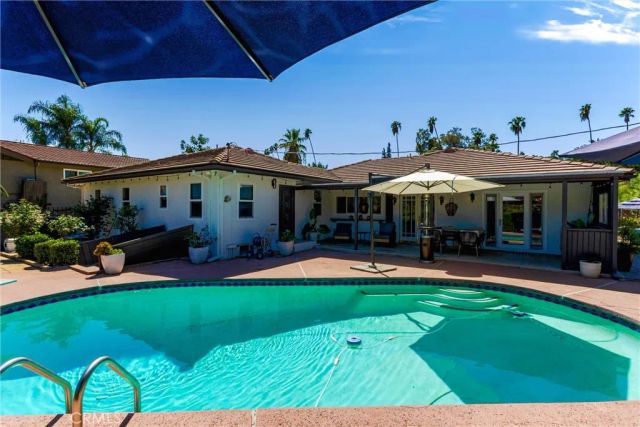 1306 Garden, Redlands, CA 92373