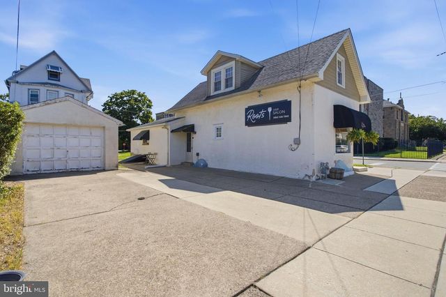 236 MILMONT AVE, Folsom, PA 19033