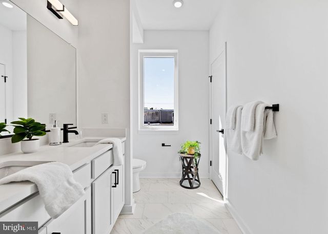 2124 E RUSH ST, Philadelphia, PA 19134