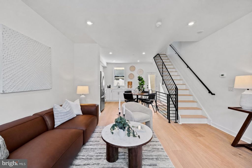 2124 E RUSH ST, PHILADELPHIA, PA 19134 — photo 2