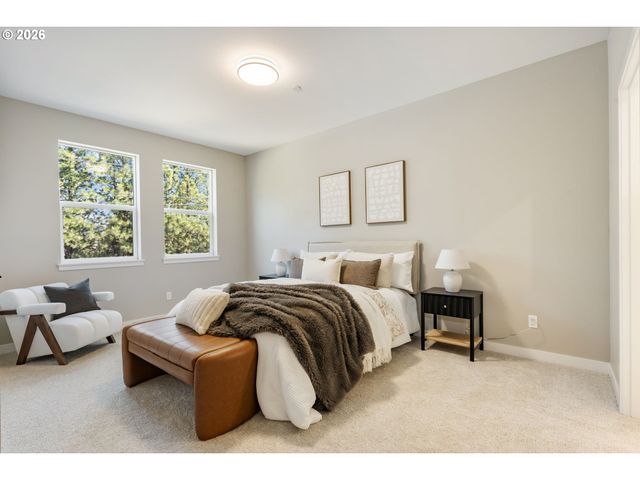 10125 Se 72ND Ave, Milwaukie, OR 97222
