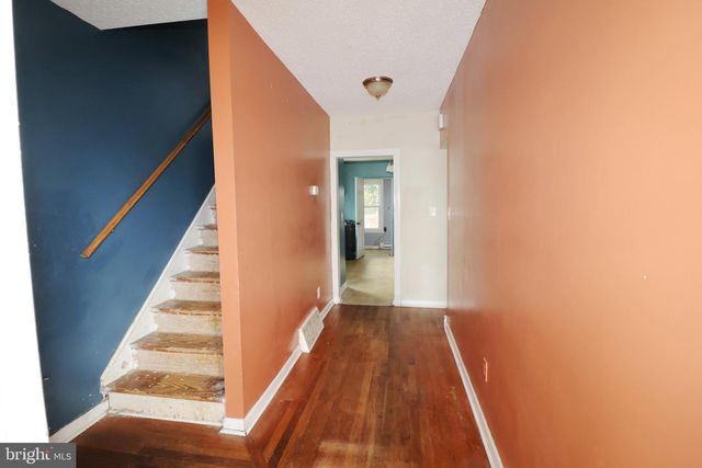 329 MANTUA AVE, Paulsboro, NJ 08066