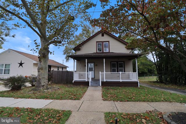 329 MANTUA AVE, Paulsboro, NJ 08066