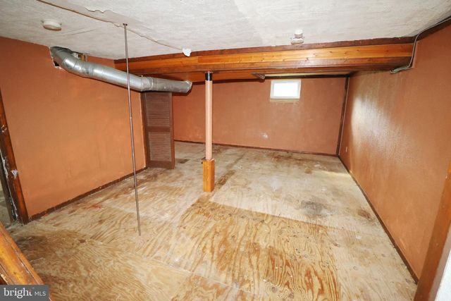 329 MANTUA AVE, Paulsboro, NJ 08066