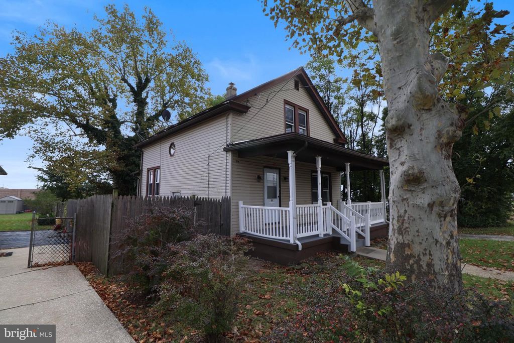 329 MANTUA AVE, PAULSBORO, NJ 08066 — photo 4