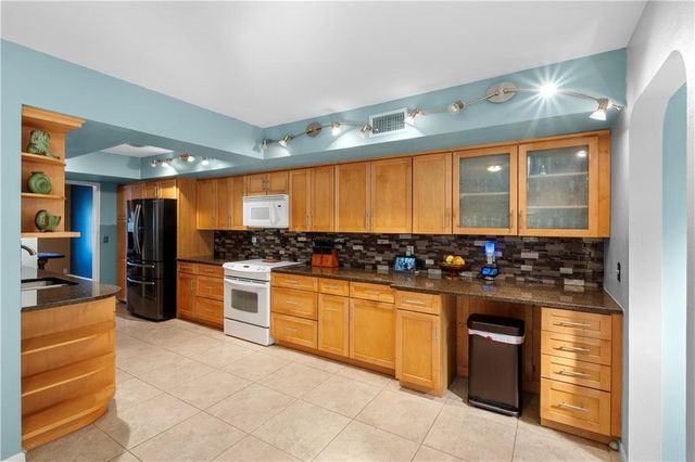 23 Townhouse, Corpus Christi, TX 78412