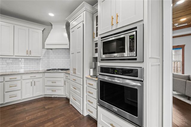 3780 Bitterroot Street, Bentonville, AR 72712