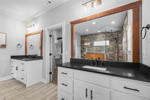 3780 Bitterroot Street, Bentonville, AR 72712