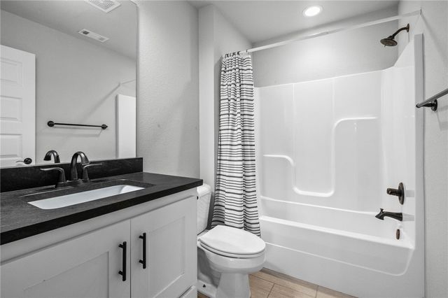 3780 Bitterroot Street, Bentonville, AR 72712