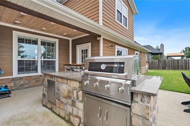 3780 Bitterroot Street, Bentonville, AR 72712