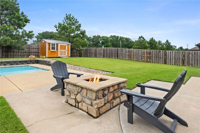 3780 Bitterroot Street, Bentonville, AR 72712